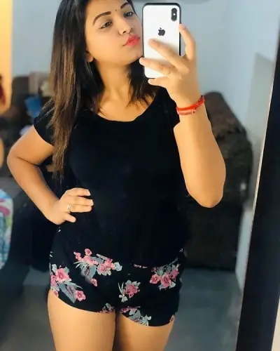 Devgadh Baria Escorts